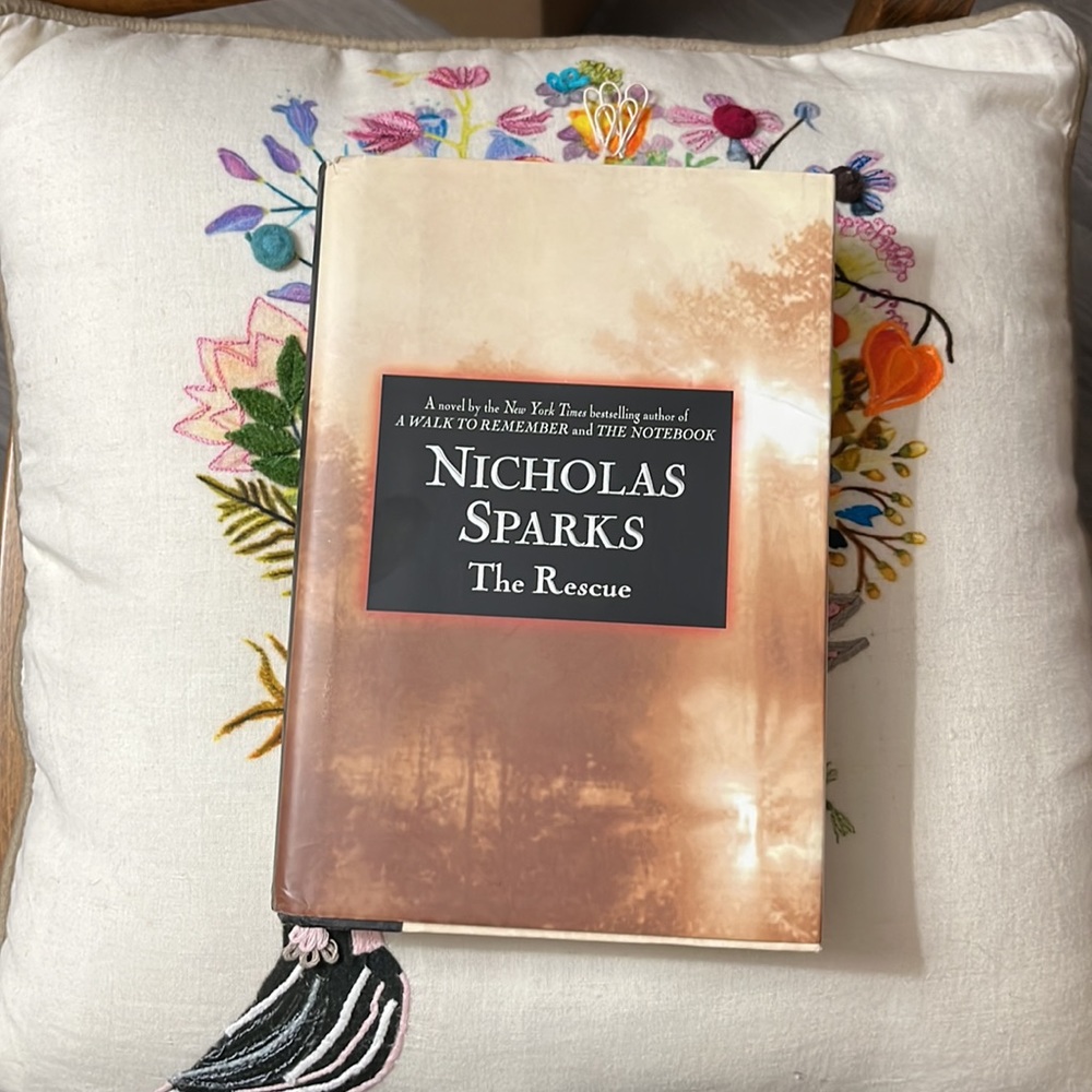 The Rescue Book by Nicholas Sparks